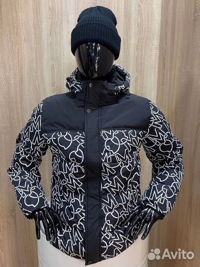 Зимняя куртка Moncler пуховик