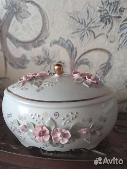 Фарфоровая шкатулка. Кисловодск