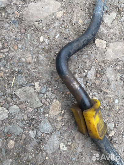 Стабилизатор передний Mitsubishi diamante f31a