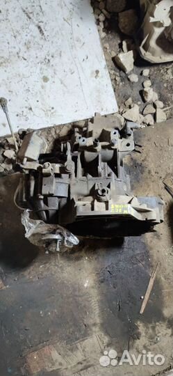 МКПП (механическая коробка переключения передач) S