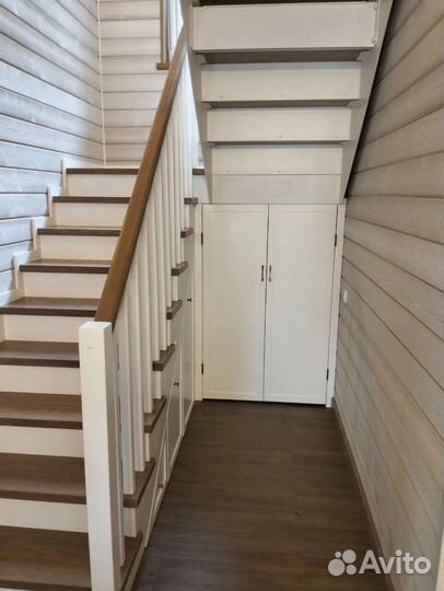 Отделка лестниц деревом