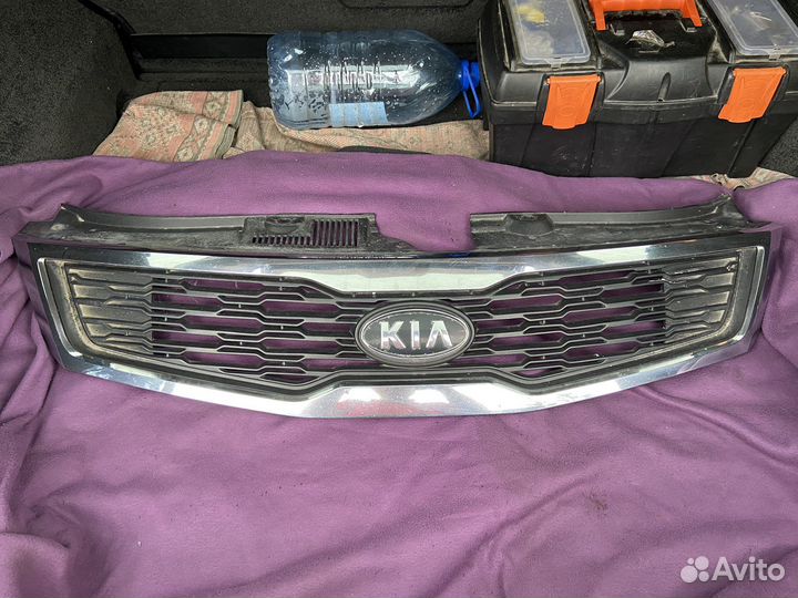 Решетка радиатора kia ceed