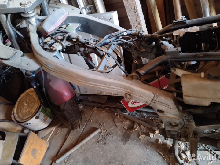 Kawasaki zzr250