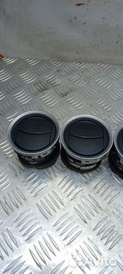 Воздуховод салона Ford Fusion универсал 1.4 fxja