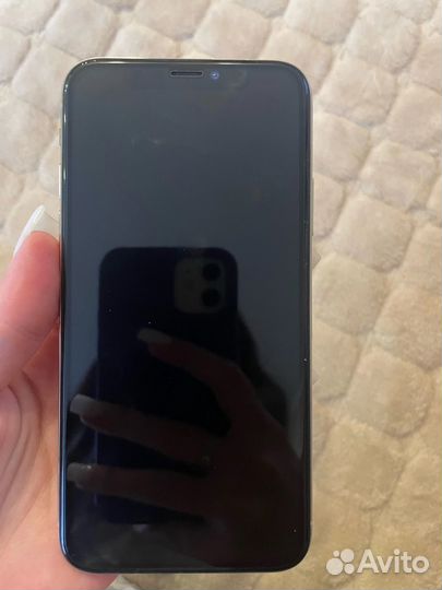 iPhone X, 64 ГБ