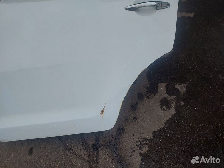 Дверь задня левая kia sportage 3