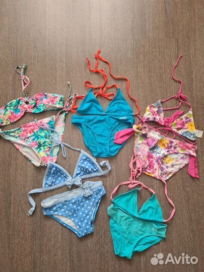 Отдам купальники 8-10лет