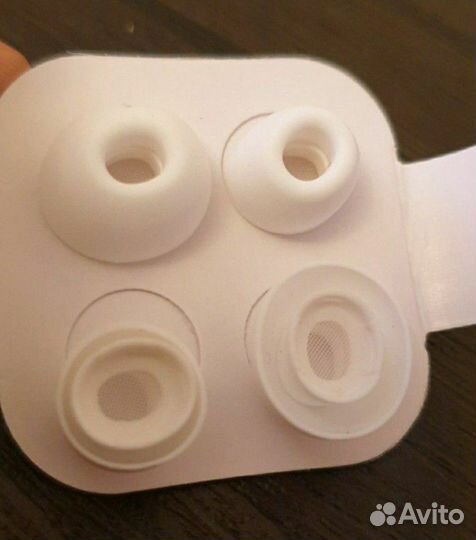 Аирподс Pro с шумоподавлением