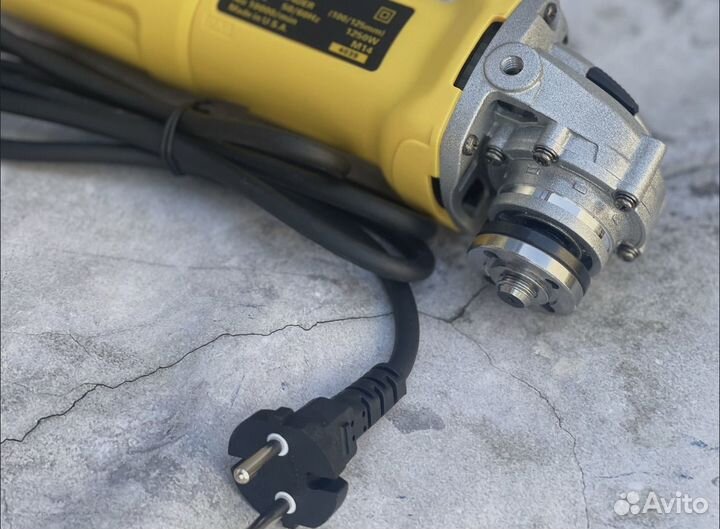 Болгарка ушм dewalt 1250W