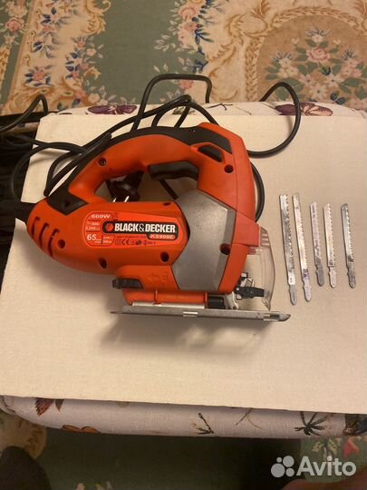 Лобзик black+decker KS999 E