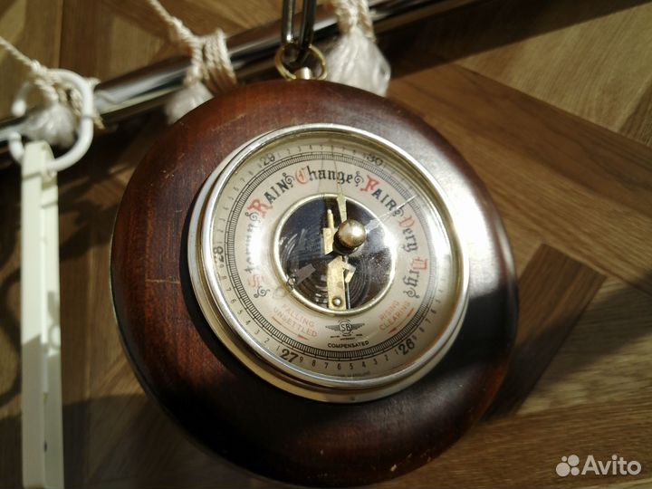 Барометр Англия