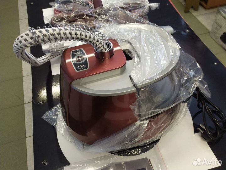 Новый напольный отпариватель Pioneer SS201