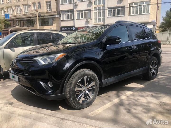 Toyota RAV4 2.5 AT, 2016, 64 000 км