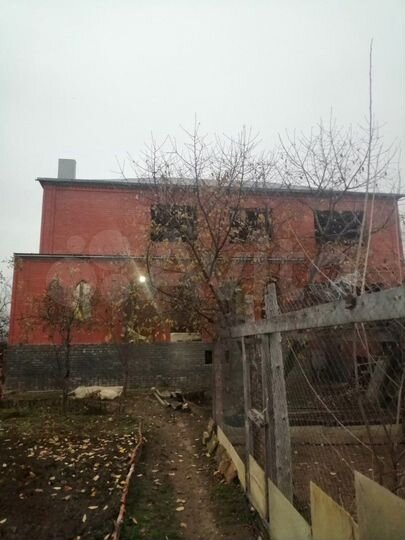 Дом 500 м² на участке 20 сот.