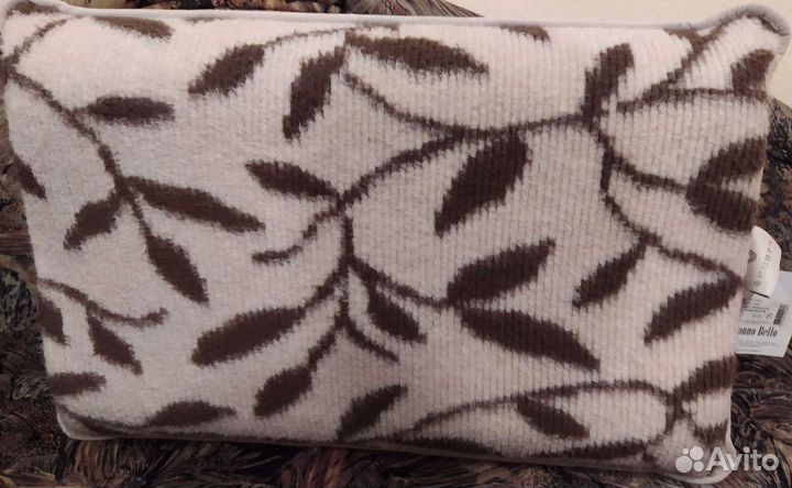 Подушка с ворсом из натуральной шерсти