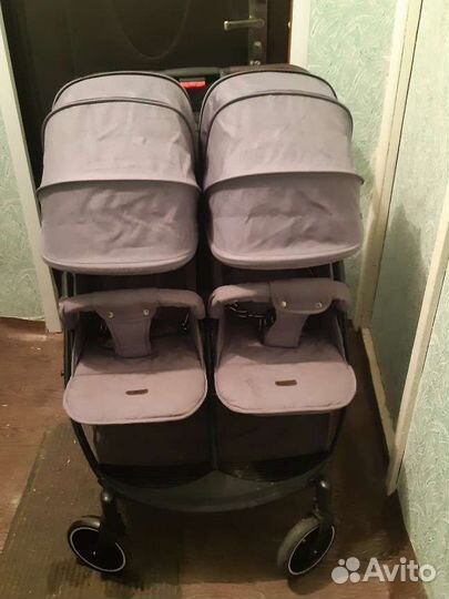 Коляска для двойни bubago