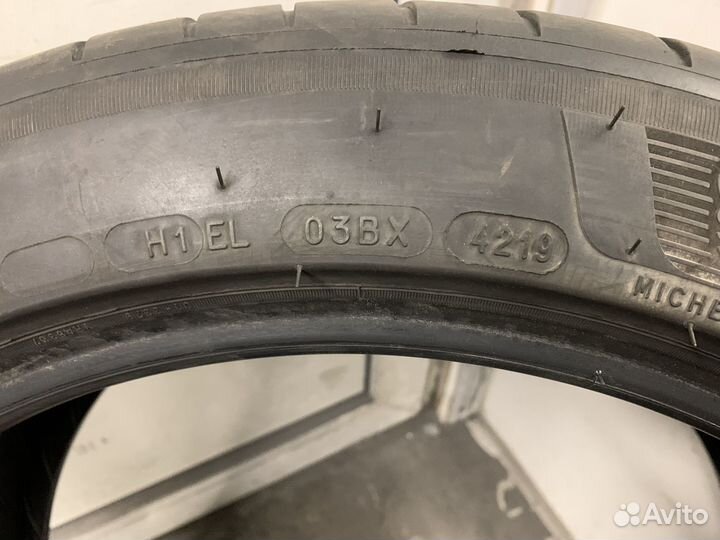 Michelin Pilot Sport 4 235/45 R18 98Y