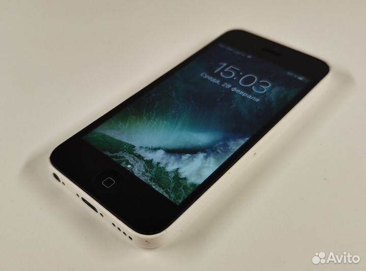 iPhone 5C, 8 ГБ