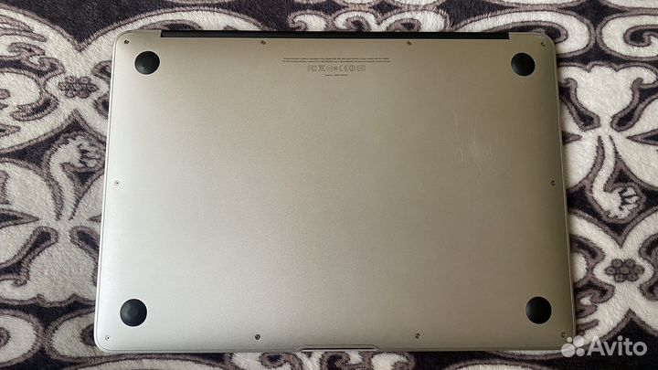 Apple MacBook Air 1369 mid 2011