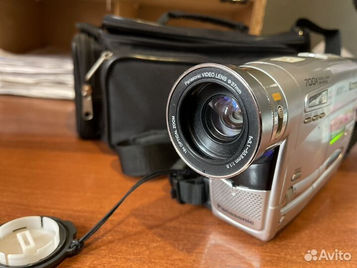 Видеокамера panasonicNV-RZ17