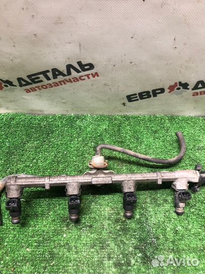 Топливная рейка с форсунками Geely Mk седан 1.5