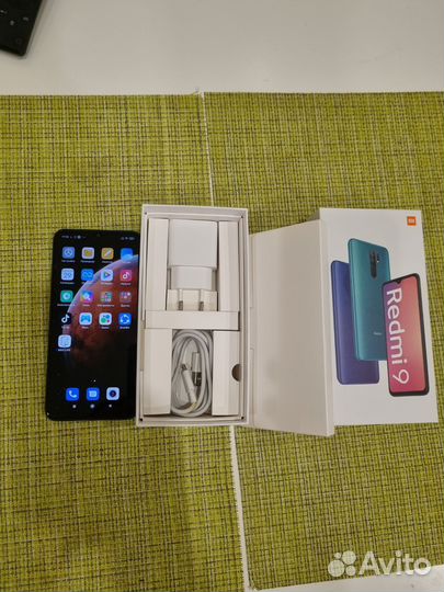 Xiaomi Redmi 9, 3/32 ГБ