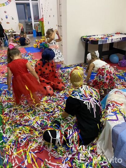 Реквизит для аниматоров. Ленточное шоу