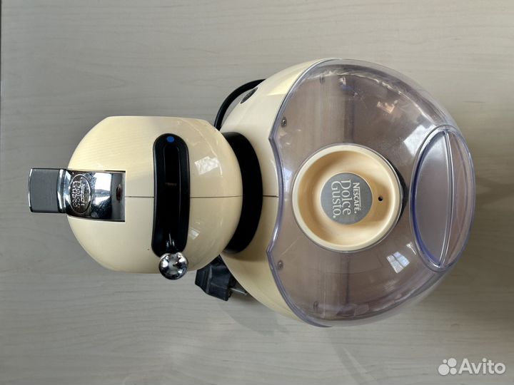 Кофемашина Nescafe dolce gusto