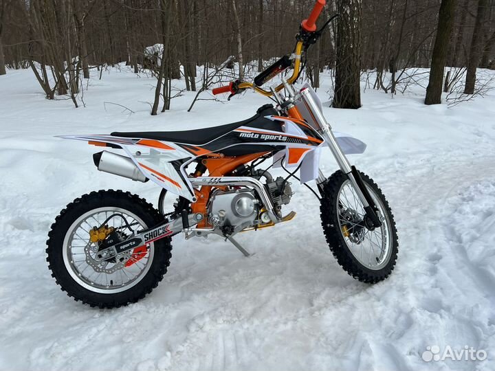 Десткий бензиновый мотоцикл 125 кубов