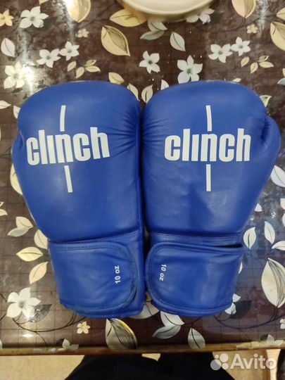 Боксерские перчатки 10 унций