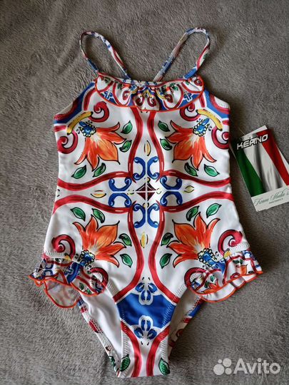 Купальники на девочку новые
