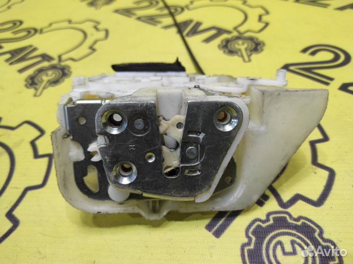 Замок двери задний правый Subaru Impreza GH3 EL154