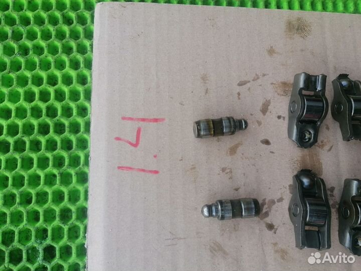 Рокер гидрокомпенсатор на Skoda Octavia Фабия 1,4л