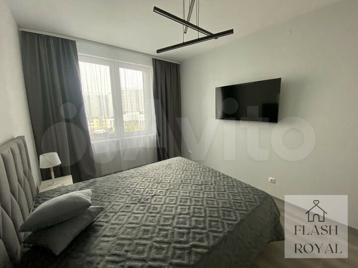 2-к. квартира, 70 м², 8/16 эт.