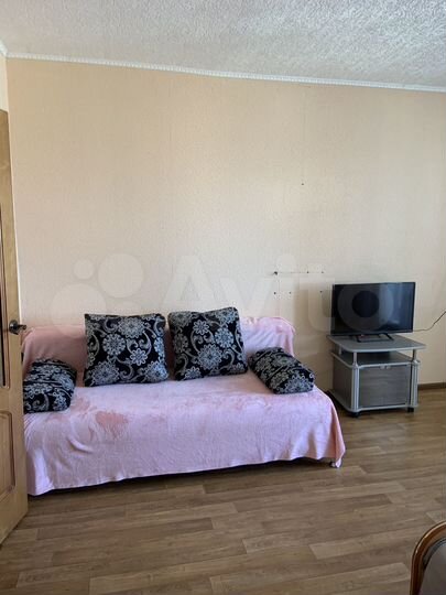 1-к. квартира, 40 м², 9/9 эт.