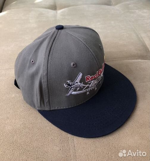Кепка red bull air race
