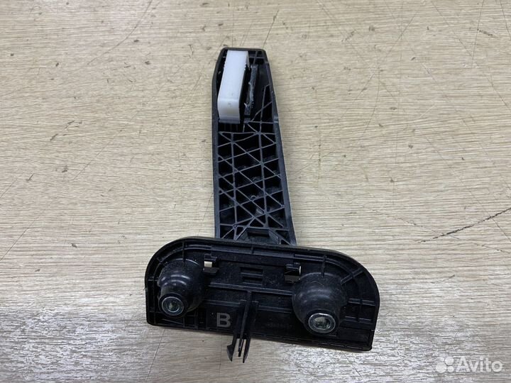 Педаль газа Toyota Rav4 XA50