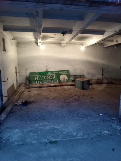 Гараж, > 30 м²