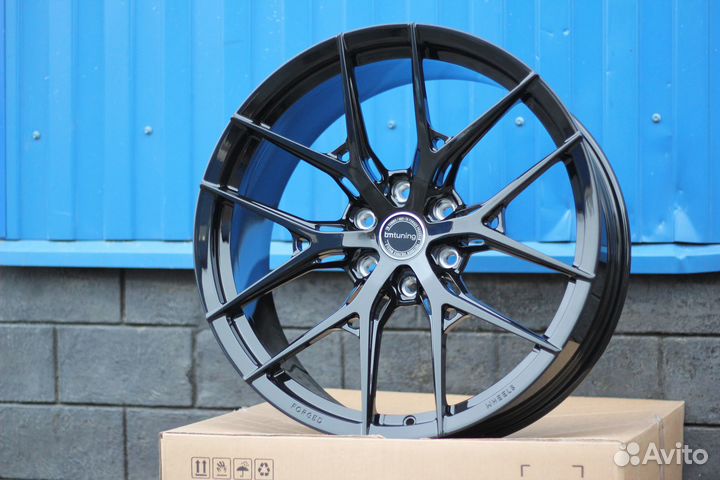 Кованые диски R22 для Cadillac Escalade / Tahoe