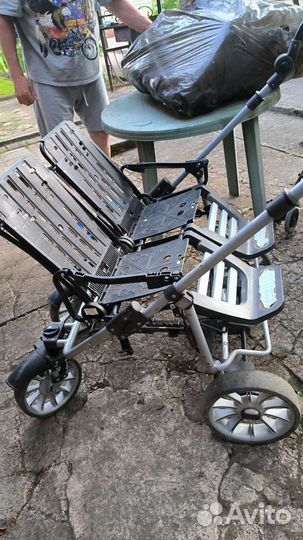 Коляска для двойни
