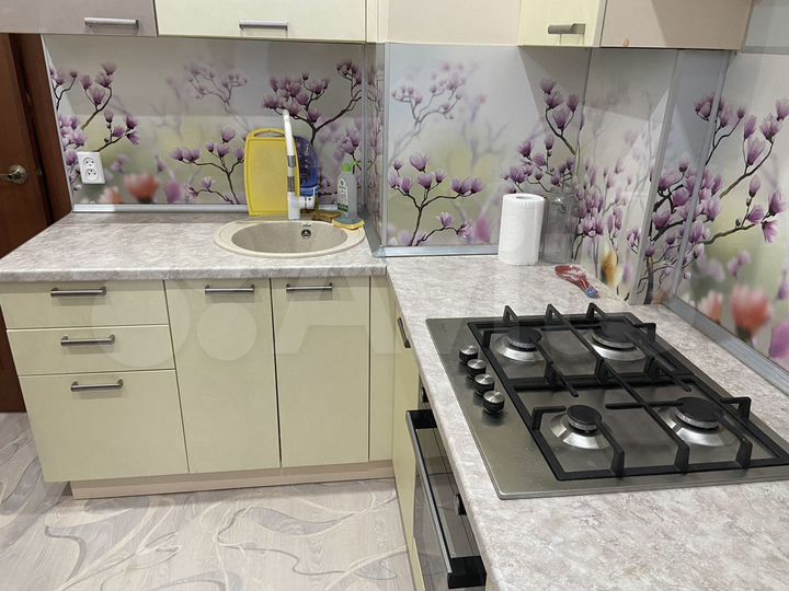 2-к. квартира, 55 м², 2/3 эт.