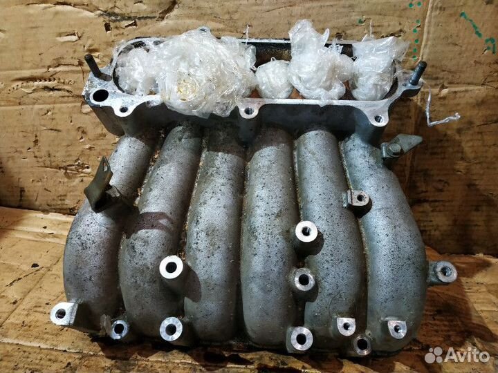 Коллектор выпускной Mitsubishi Pajero 4