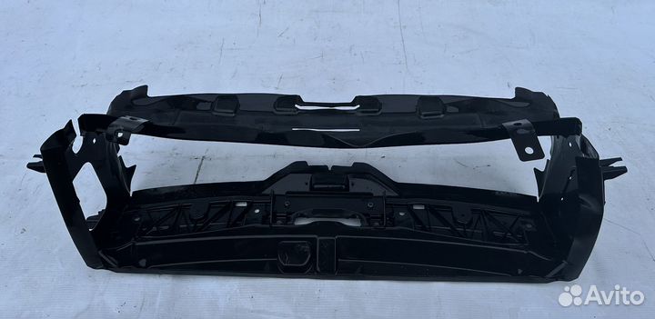 BMW 3 серии F30 воздуховод радиатора