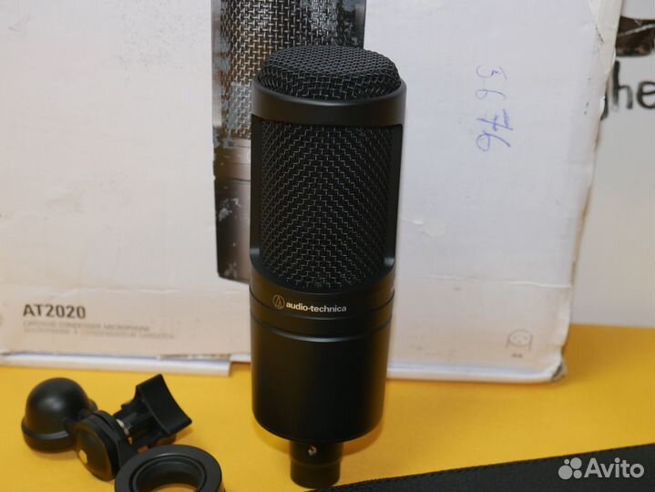 Audio-Technica AT2020 Студийный Микрофон Ай-Шефф