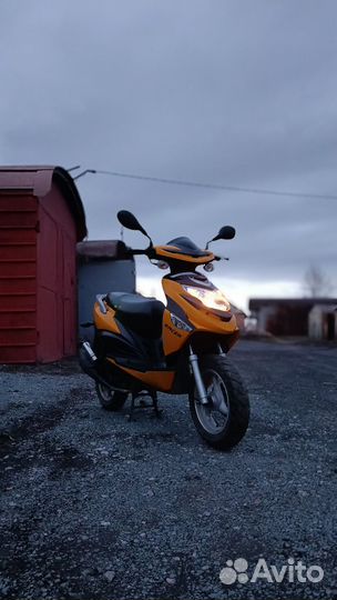 Скутер мопед Racer