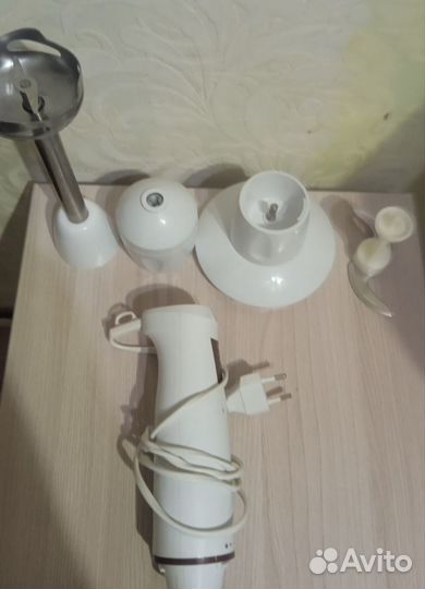 Блендер погружной vitek на запчасти(рабочий)