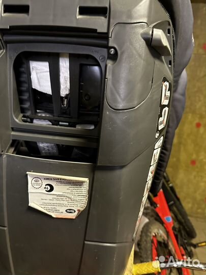 Автомобильное кресло britax romer