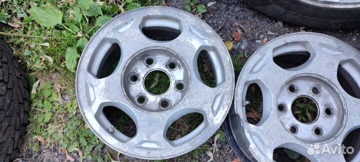 Диск R16 для Chevrolet Tahoe 2005 года