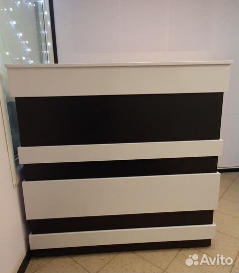 Стойка ресепшн