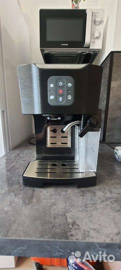 Кофеварка Redmond RCM - 1512